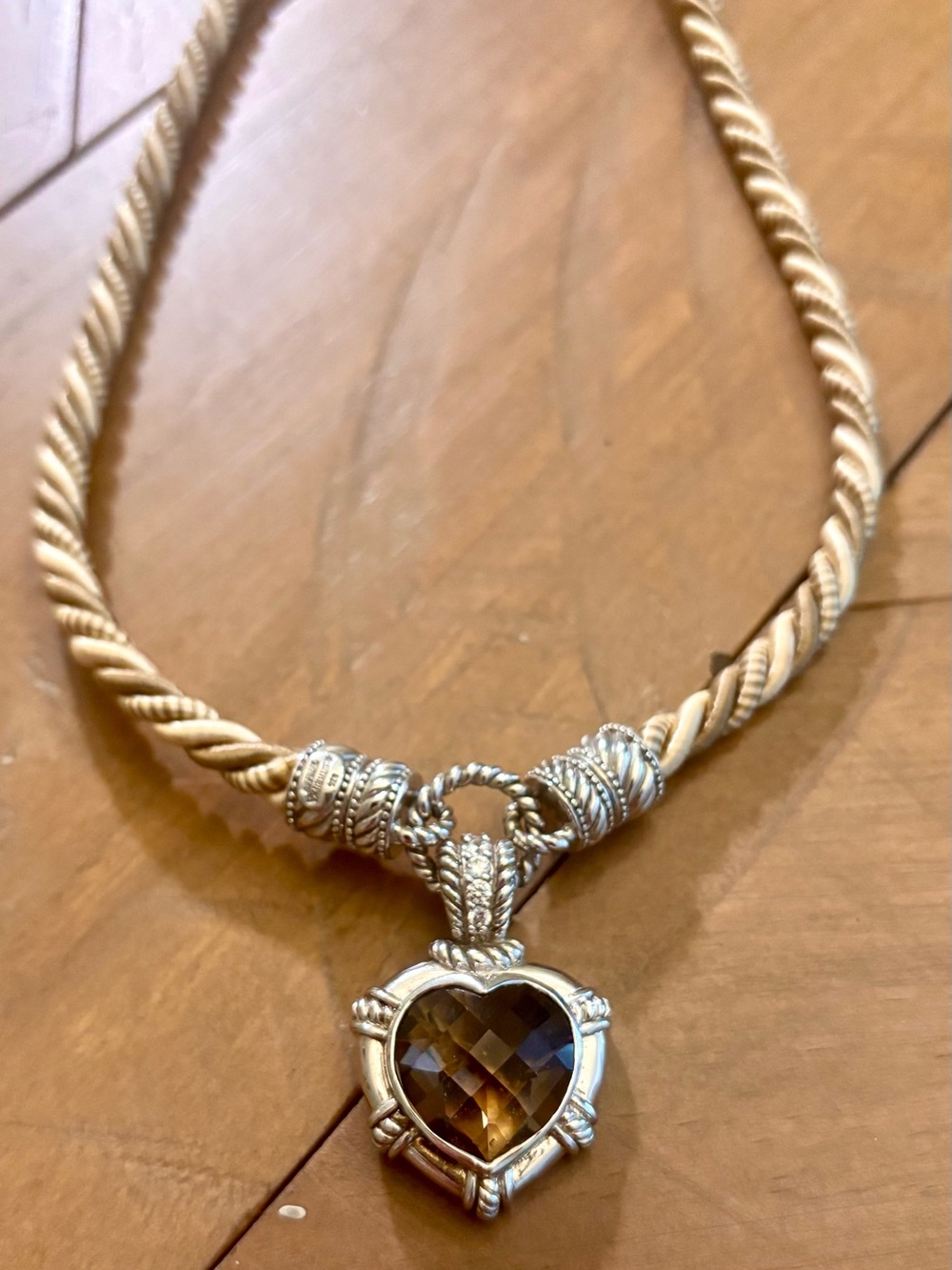 Elegant Judith Ripka Sterling Silver Necklace with Smoky Quartz Heart Pendant - Picture 2 of 13